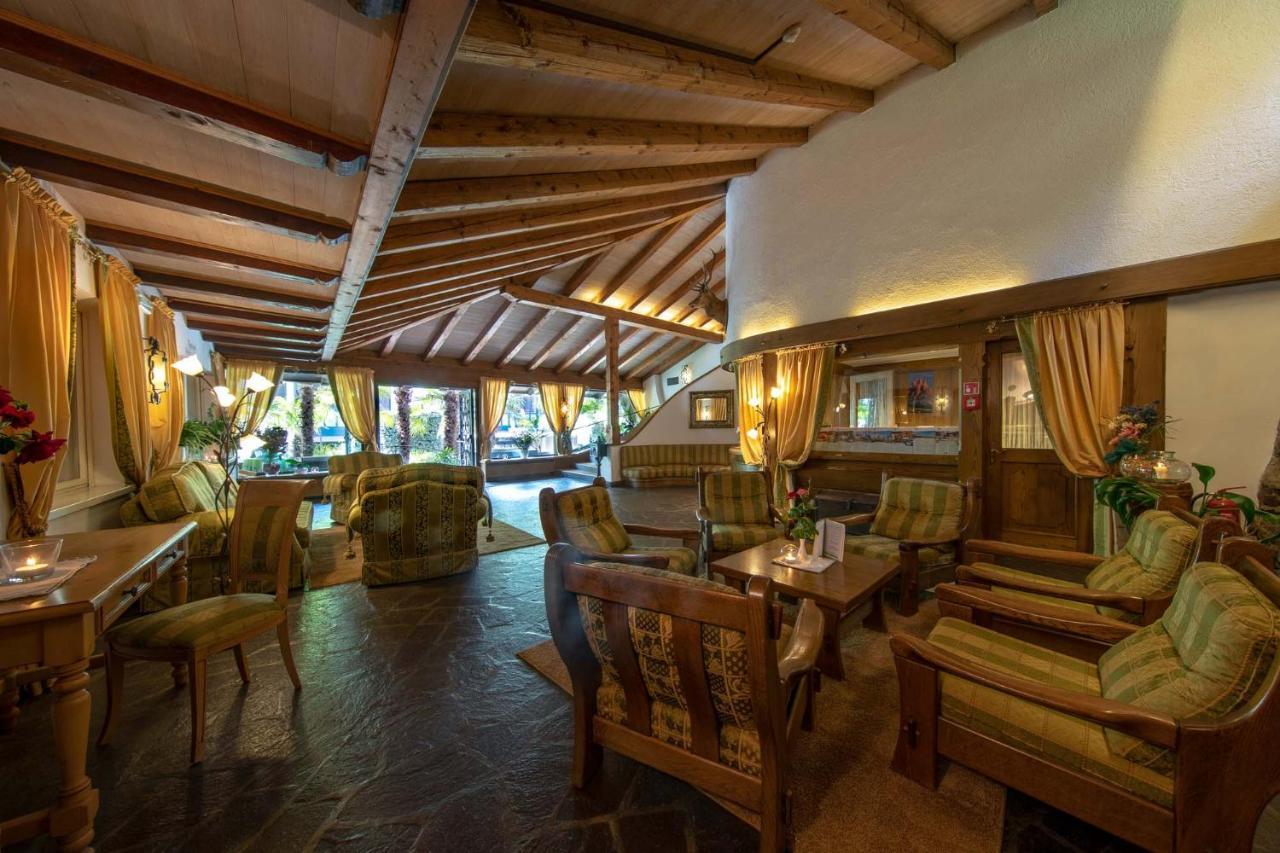 Palmengarten Hotel Gstoer Lagundo Esterno foto
